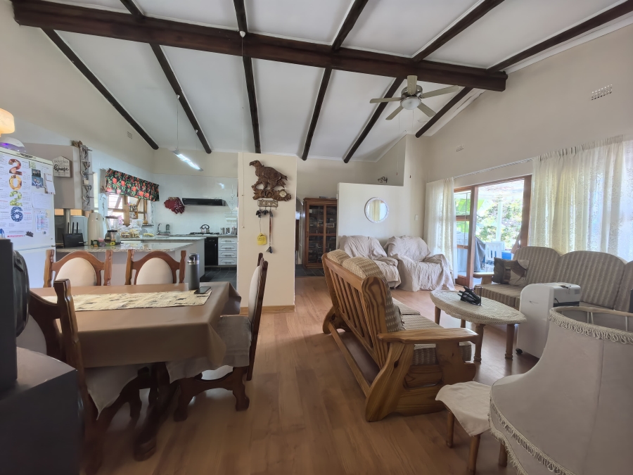 5 Bedroom Property for Sale in Fraaiuitsig Western Cape